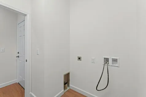 4 Foxtrot Lane Monticello IL 61856