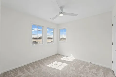 4 Foxtrot Lane Monticello IL 61856