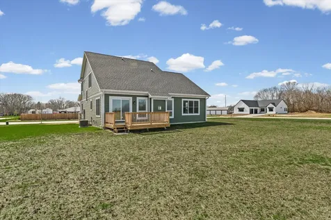 4 Foxtrot Lane Monticello IL 61856