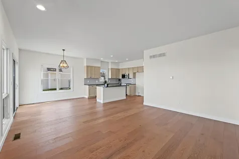 4 Foxtrot Lane Monticello IL 61856
