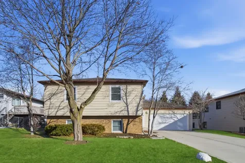 766 Michigan Avenue South Elgin IL 60177