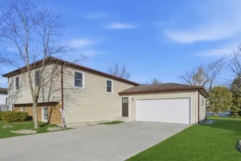 766 Michigan Avenue South Elgin IL 60177