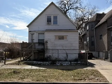 11 East 114th Street Chicago IL 60628