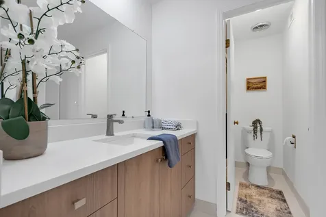 9240 Gross Point Road Skokie IL 60077