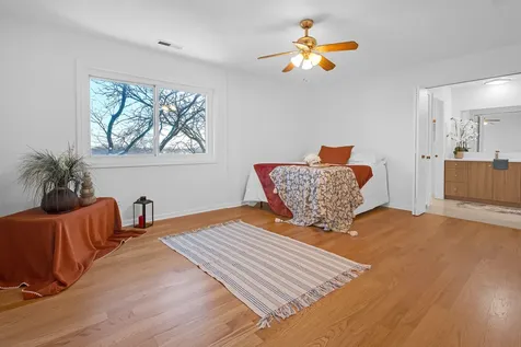 9240 Gross Point Road Skokie IL 60077