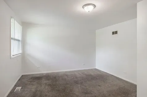9200 Kedvale Avenue Skokie IL 60076