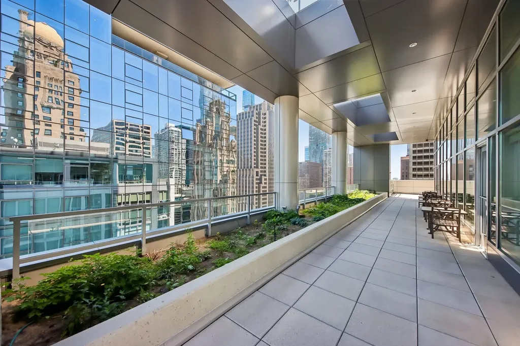 160 East Illinois Street Chicago IL 60611