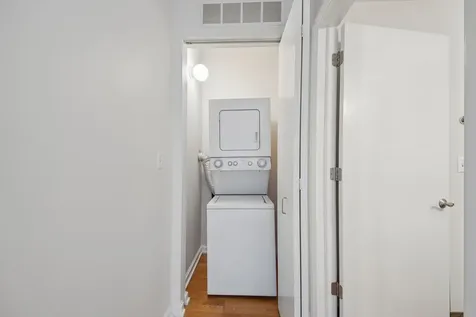 160 East Illinois Street Chicago IL 60611