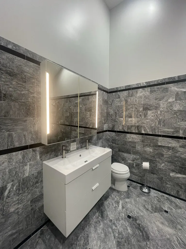 1532 North Campbell Avenue Chicago IL 60622