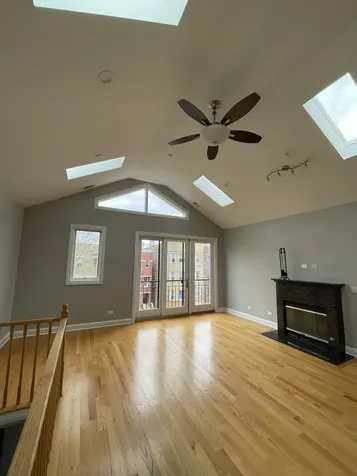 1532 North Campbell Avenue Chicago IL 60622