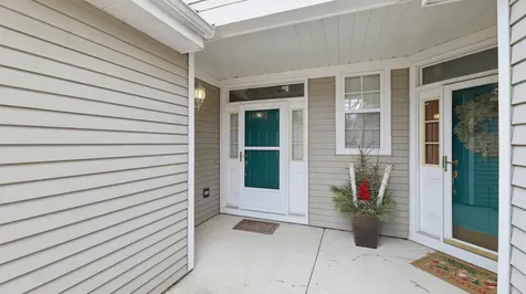 628 King Court East Dundee IL 60118