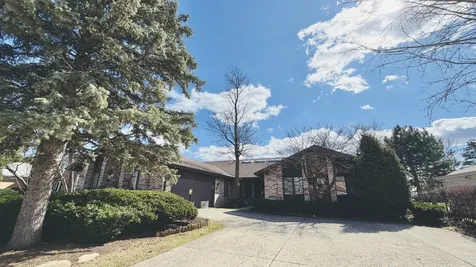 3623 Pebble Beach Road Northbrook IL 60062
