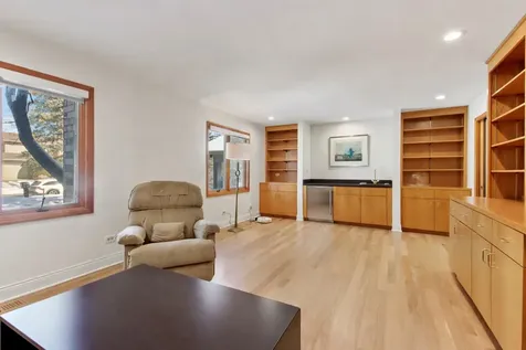 3623 Pebble Beach Road Northbrook IL 60062