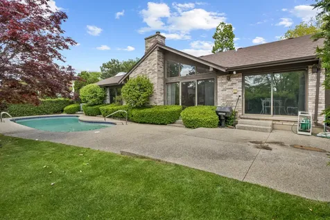 3623 Pebble Beach Road Northbrook IL 60062