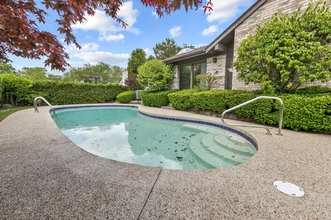 3623 Pebble Beach Road Northbrook IL 60062