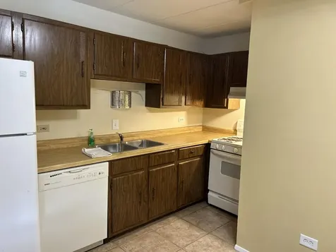 5321 Waterbury Drive Crestwood IL 60418