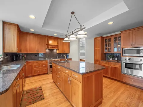 1115 Forest Avenue Wilmette IL 60091