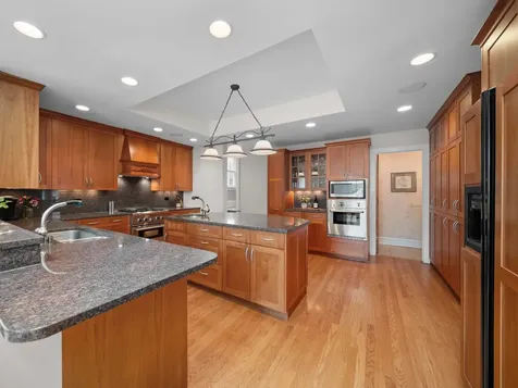 1115 Forest Avenue Wilmette IL 60091