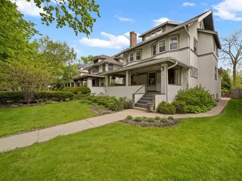 1115 Forest Avenue Wilmette IL 60091