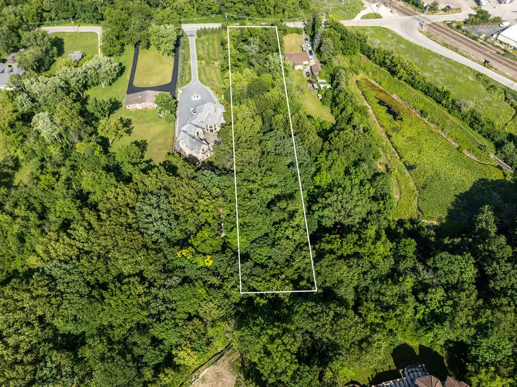 11S110 LOT Madison Street Burr Ridge IL 60521