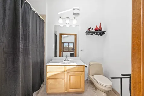 325 Homewood Drive Bolingbrook IL 60440
