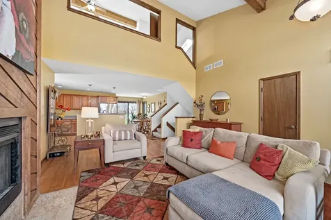 325 Homewood Drive Bolingbrook IL 60440