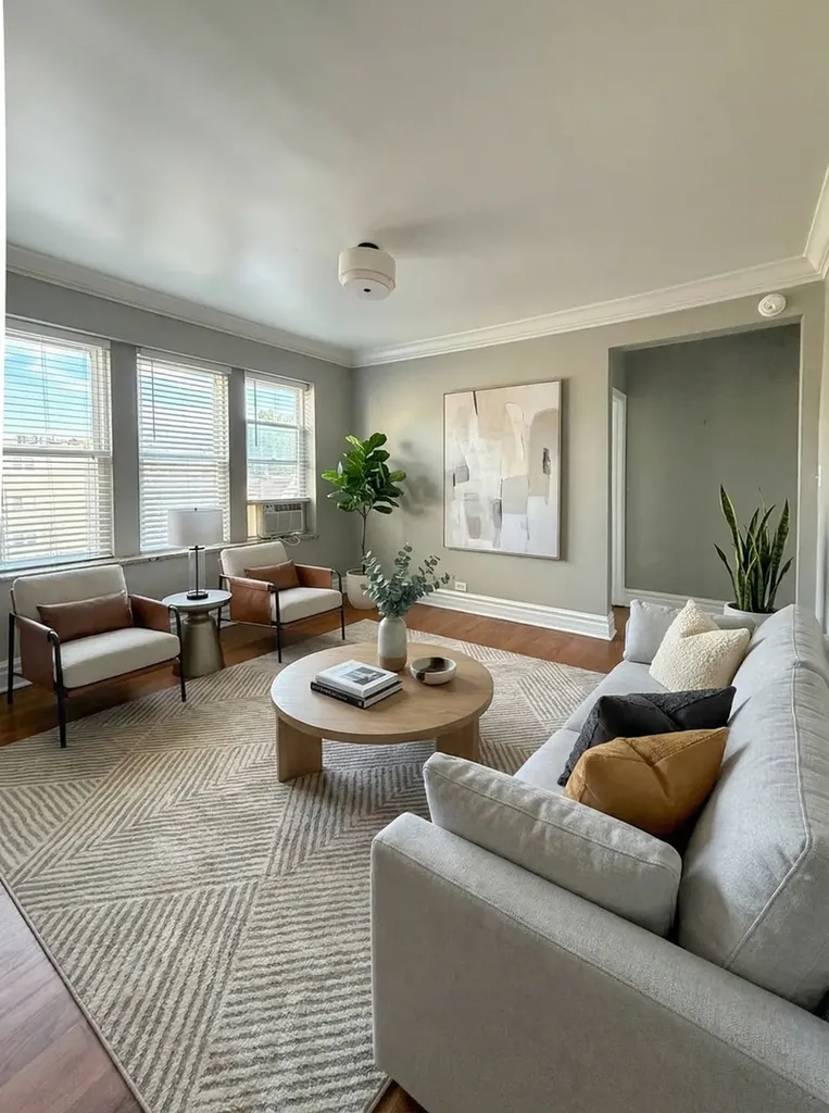 4457 North Central Park Avenue Chicago IL 60625