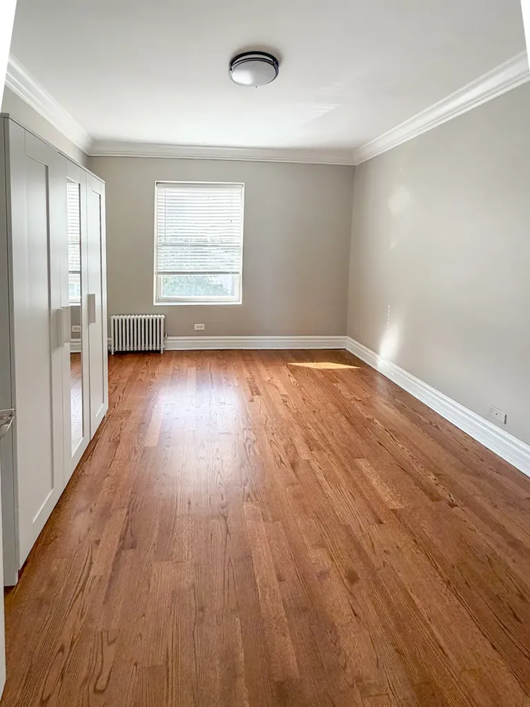 4457 North Central Park Avenue Chicago IL 60625