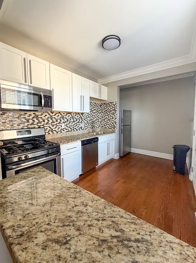 4457 North Central Park Avenue Chicago IL 60625
