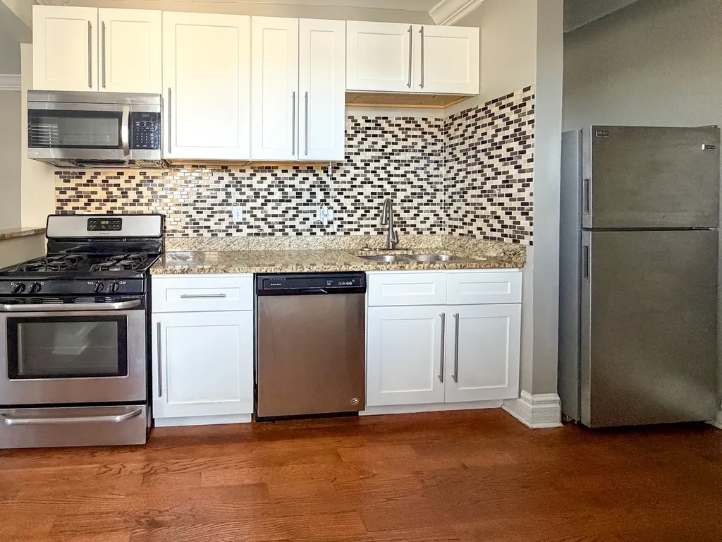 4457 North Central Park Avenue Chicago IL 60625