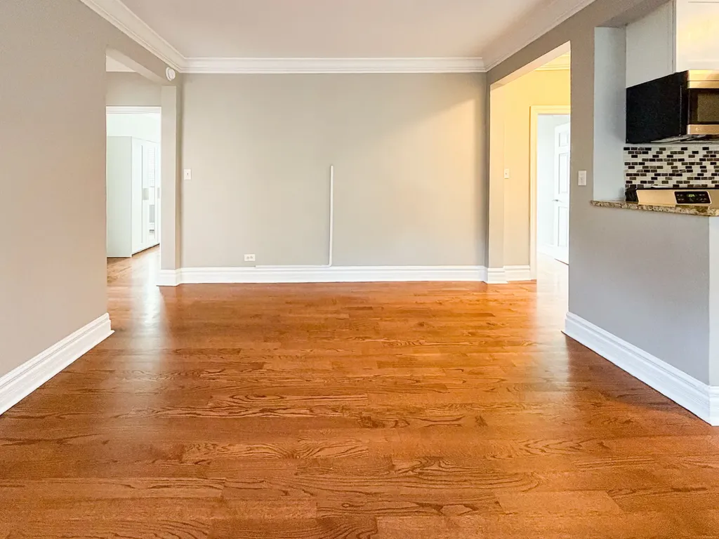 4457 North Central Park Avenue Chicago IL 60625