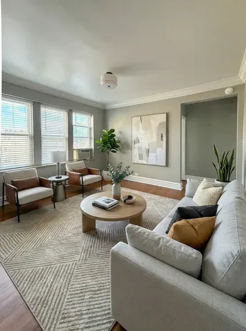 4457 North Central Park Avenue Chicago IL 60625