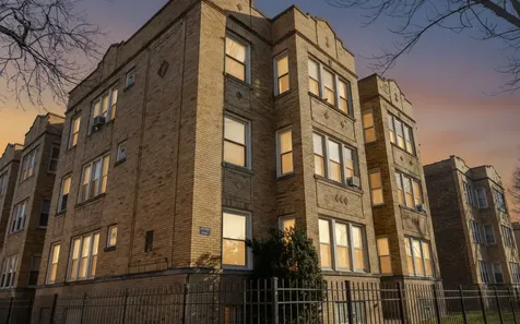 4457 North Central Park Avenue Chicago IL 60625