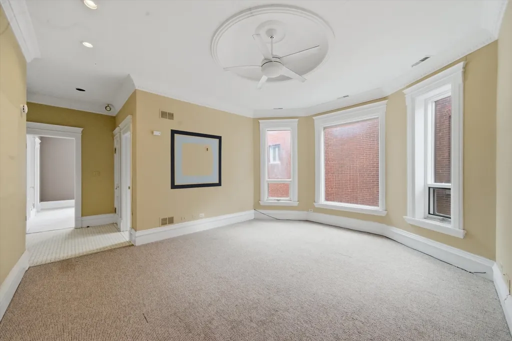 1517 North Dearborn Parkway Chicago IL 60610