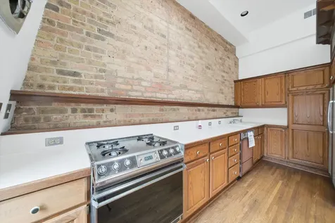 1517 North Dearborn Parkway Chicago IL 60610