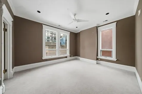 1517 North Dearborn Parkway Chicago IL 60610