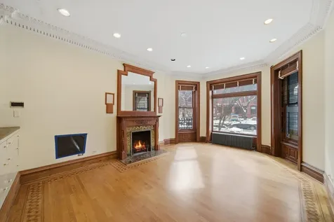 1517 North Dearborn Parkway Chicago IL 60610