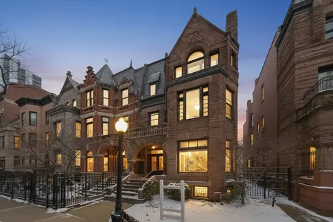 1517 North Dearborn Parkway Chicago IL 60610