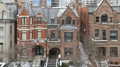 1517 North Dearborn Parkway Chicago IL 60610
