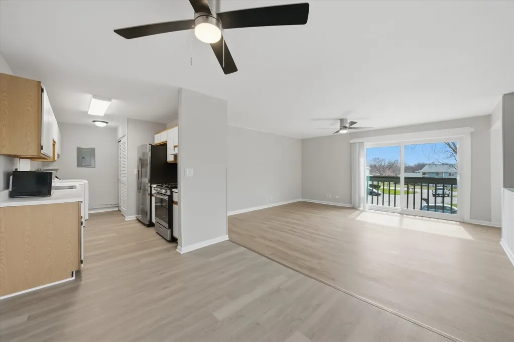 238 Algonquin Court Bolingbrook IL 60440