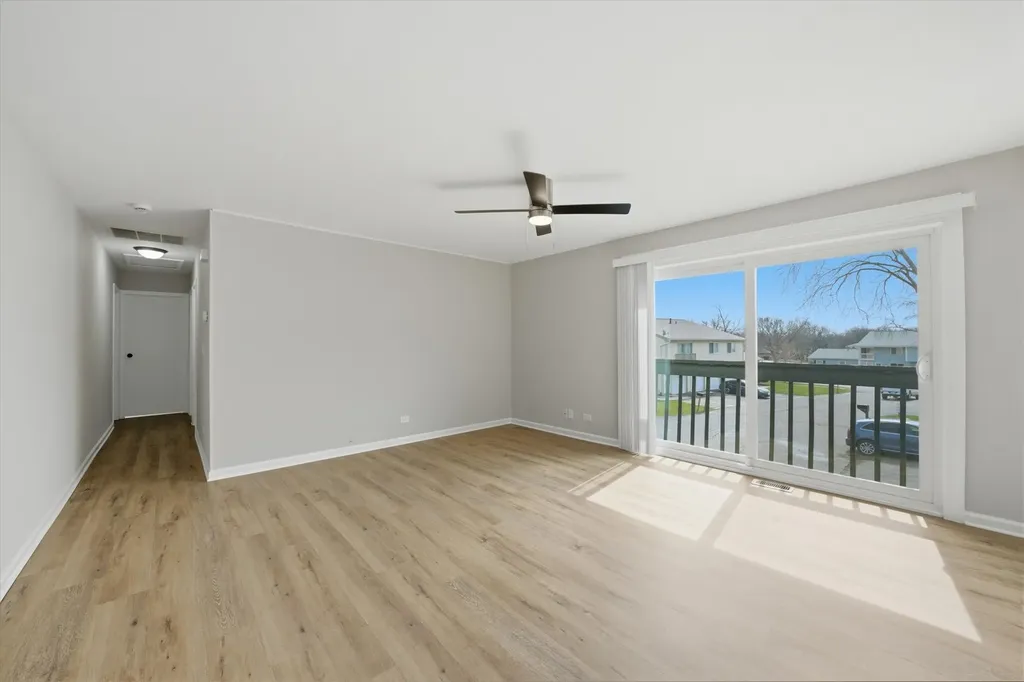 238 Algonquin Court Bolingbrook IL 60440