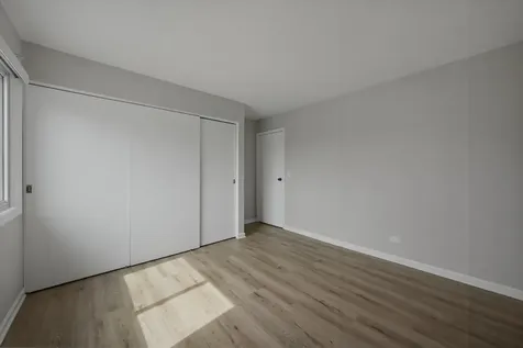 238 Algonquin Court Bolingbrook IL 60440