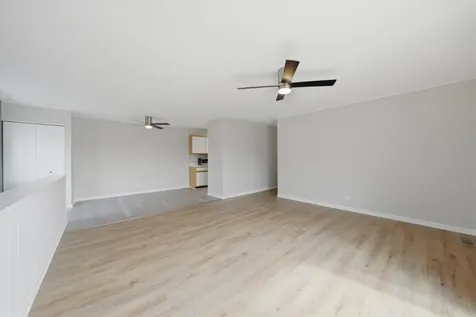238 Algonquin Court Bolingbrook IL 60440