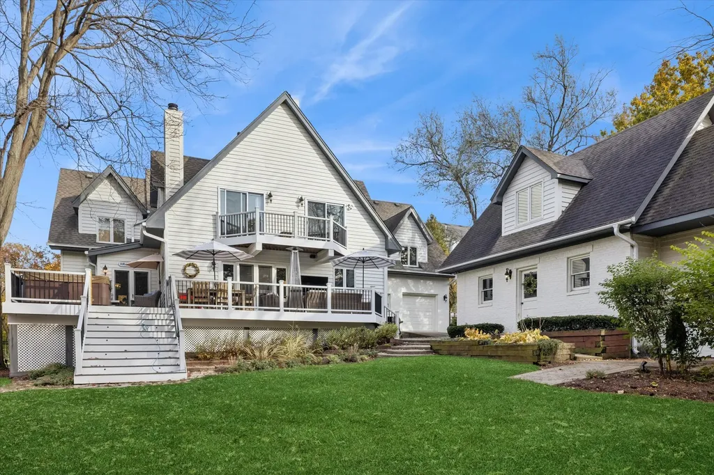 1903 Elmore Avenue Downers Grove IL 60515