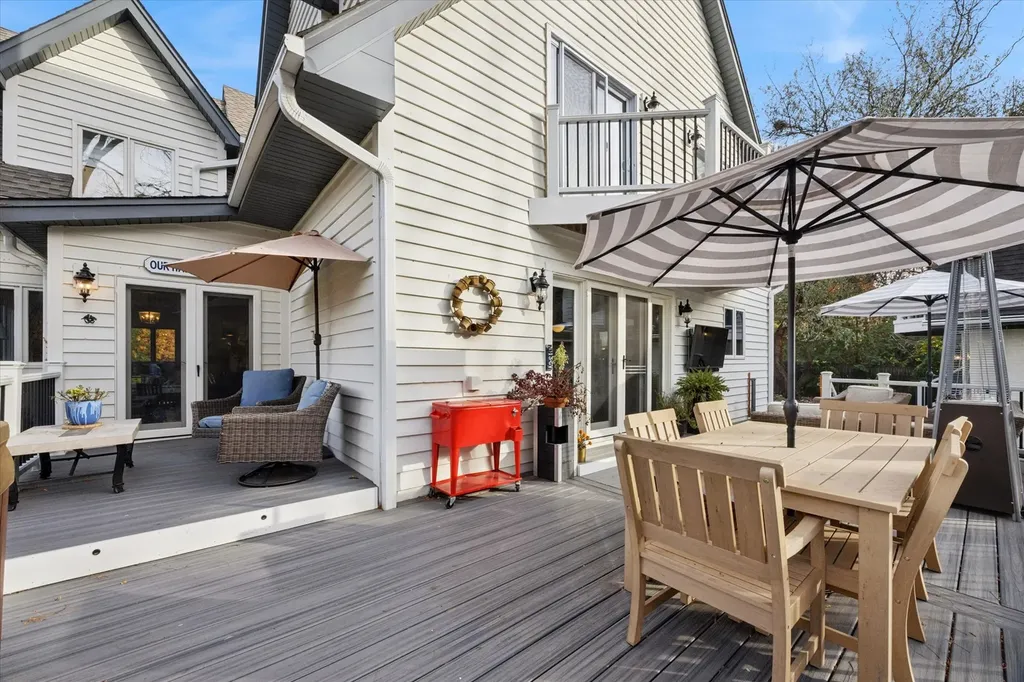 1903 Elmore Avenue Downers Grove IL 60515