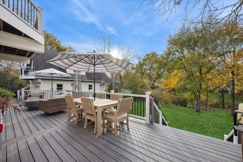 1903 Elmore Avenue Downers Grove IL 60515