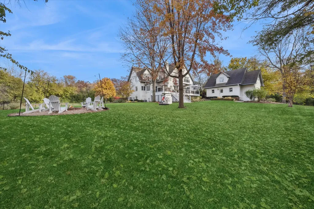 1903 Elmore Avenue Downers Grove IL 60515