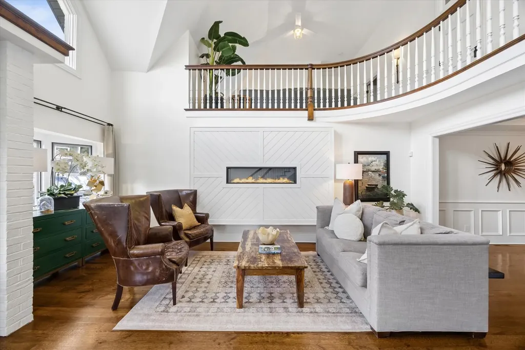 1903 Elmore Avenue Downers Grove IL 60515