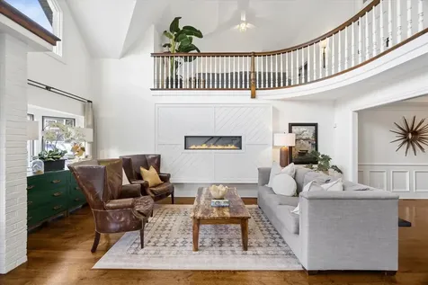 1903 Elmore Avenue Downers Grove IL 60515