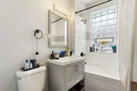 6103 South Kimbark Avenue Chicago IL 60637